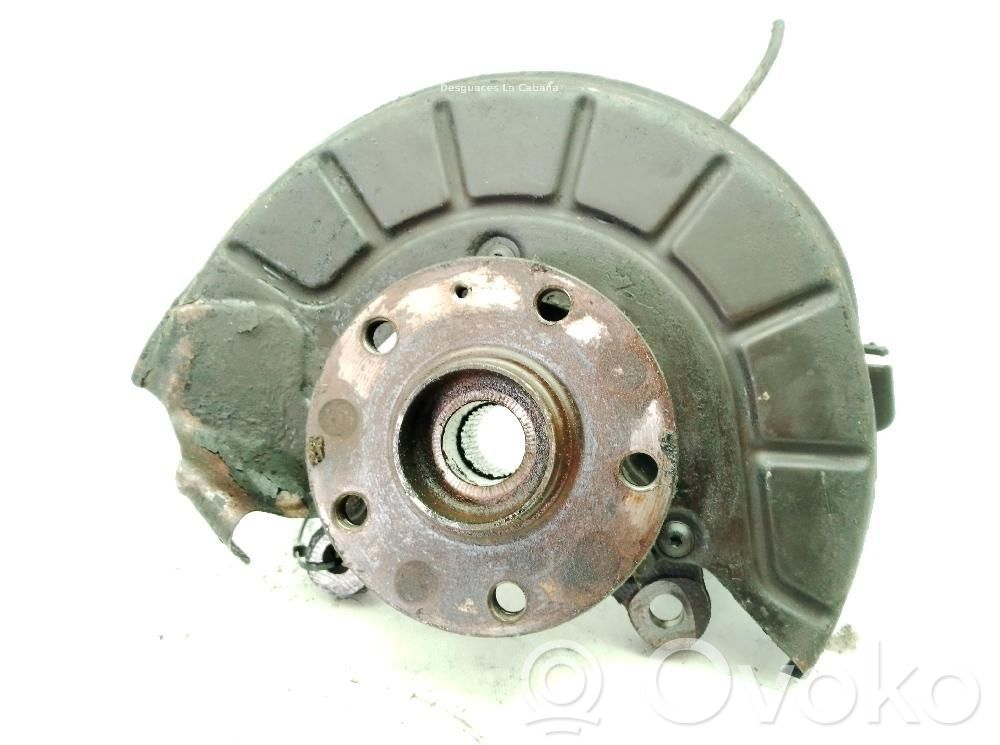 Volkswagen Golf V Achsschenkel vorne 