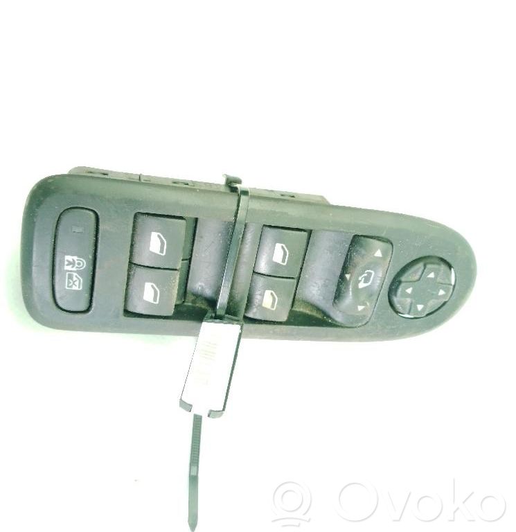 Citroen C5 Elektrinių langų jungtukas