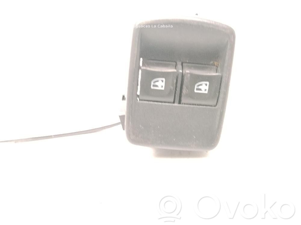 Renault Kangoo II Przyciski szyb 