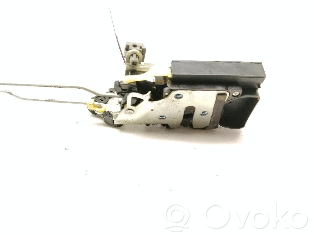 Opel Karl Rear door lock 