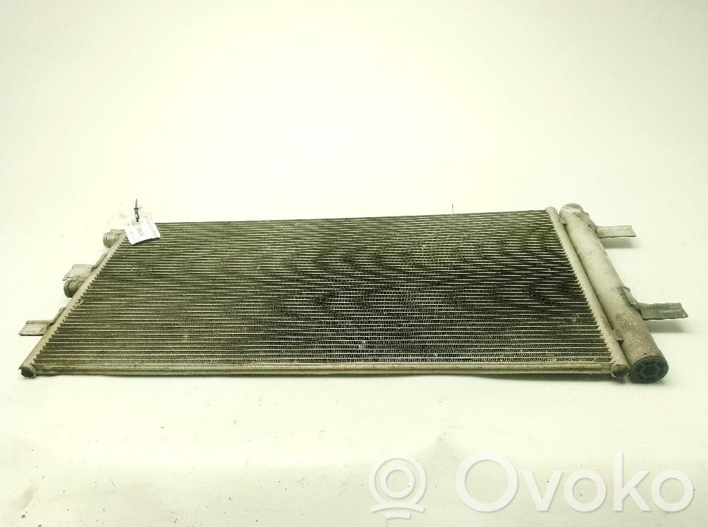 BMW 2 F45 Radiateur condenseur de climatisation 