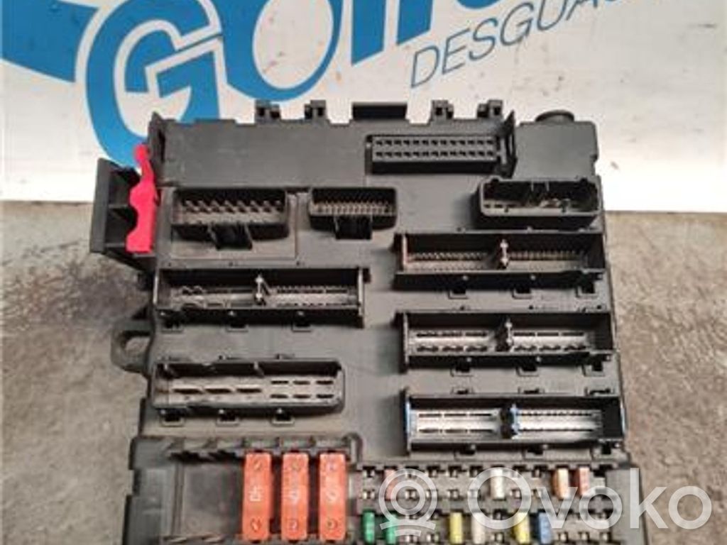 Opel Vectra C Módulo de fusible 