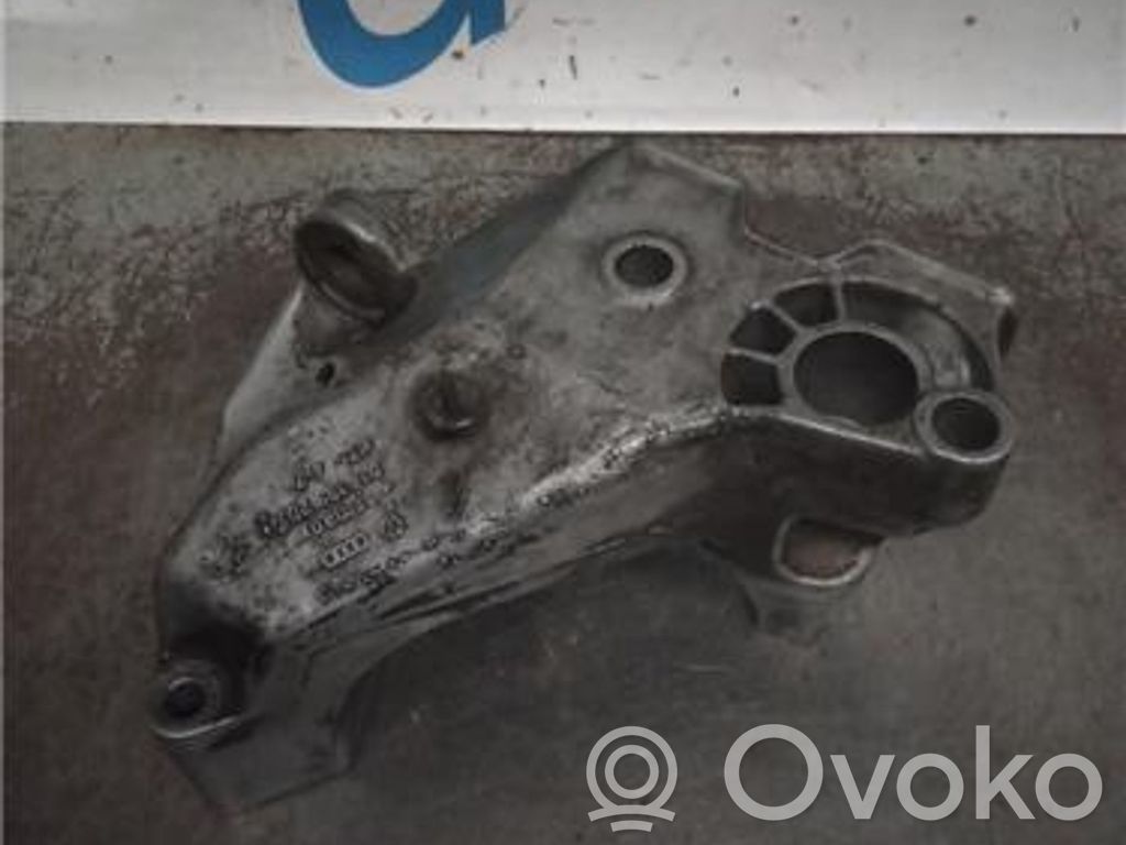 Engine mount bracket   38199207