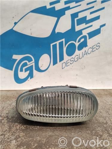 Luz de niebla delantera