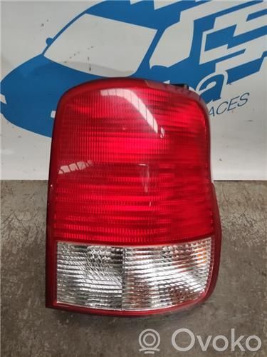 Lámpara de faros/luces traseros