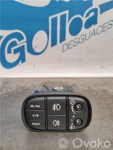 Interruptor de luz   2R8311654,2R8311654