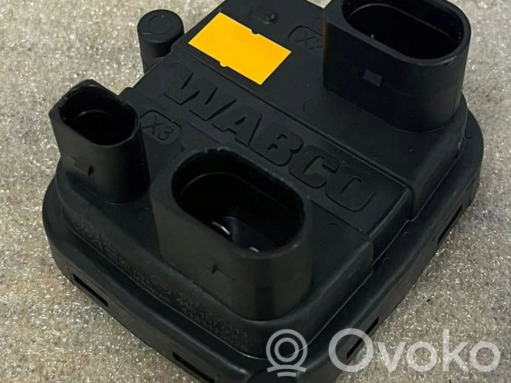 Audi Q7 4M Suspension control unit/module 