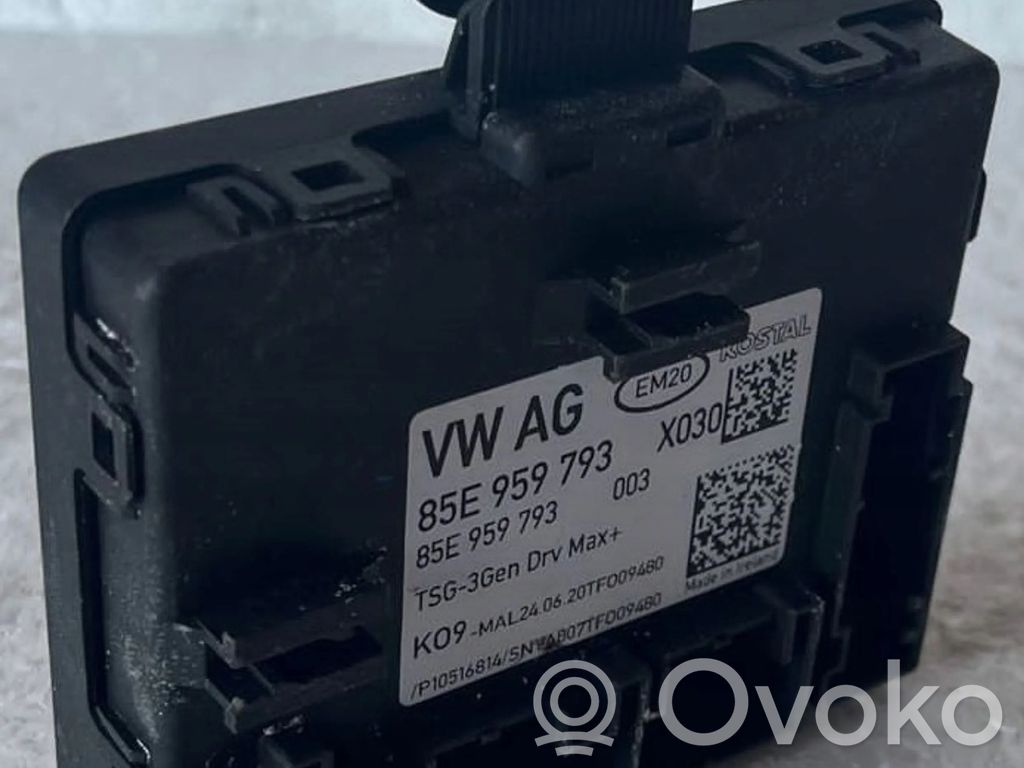 Audi e-tron Unité de commande module de porte 