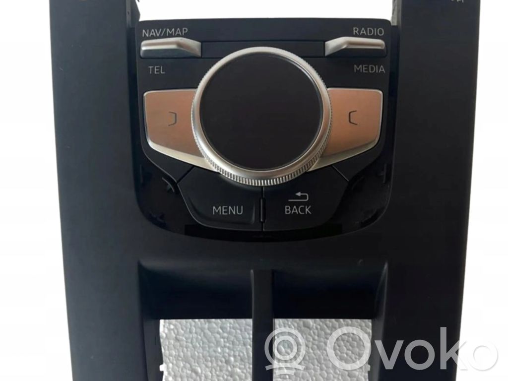 Head unit multimedia control   8V0919614BK