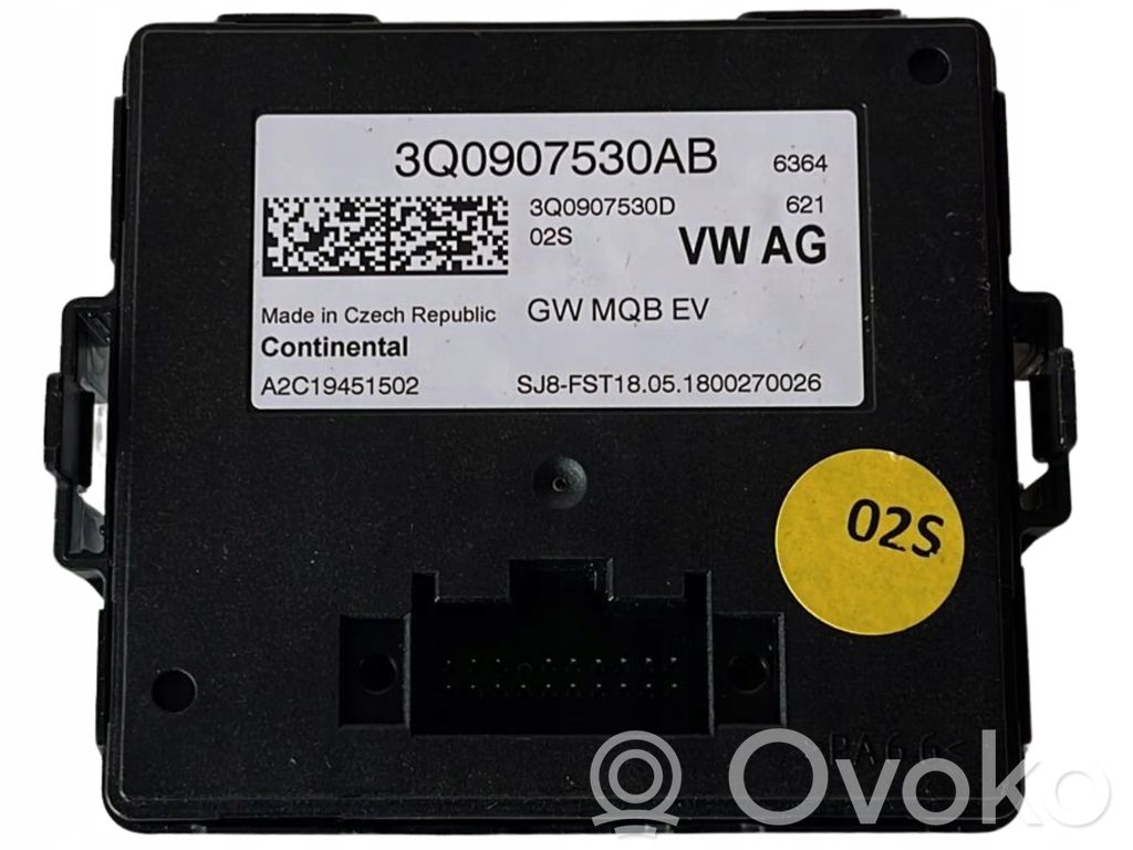 Volkswagen PASSAT B8 Gateway control module 
