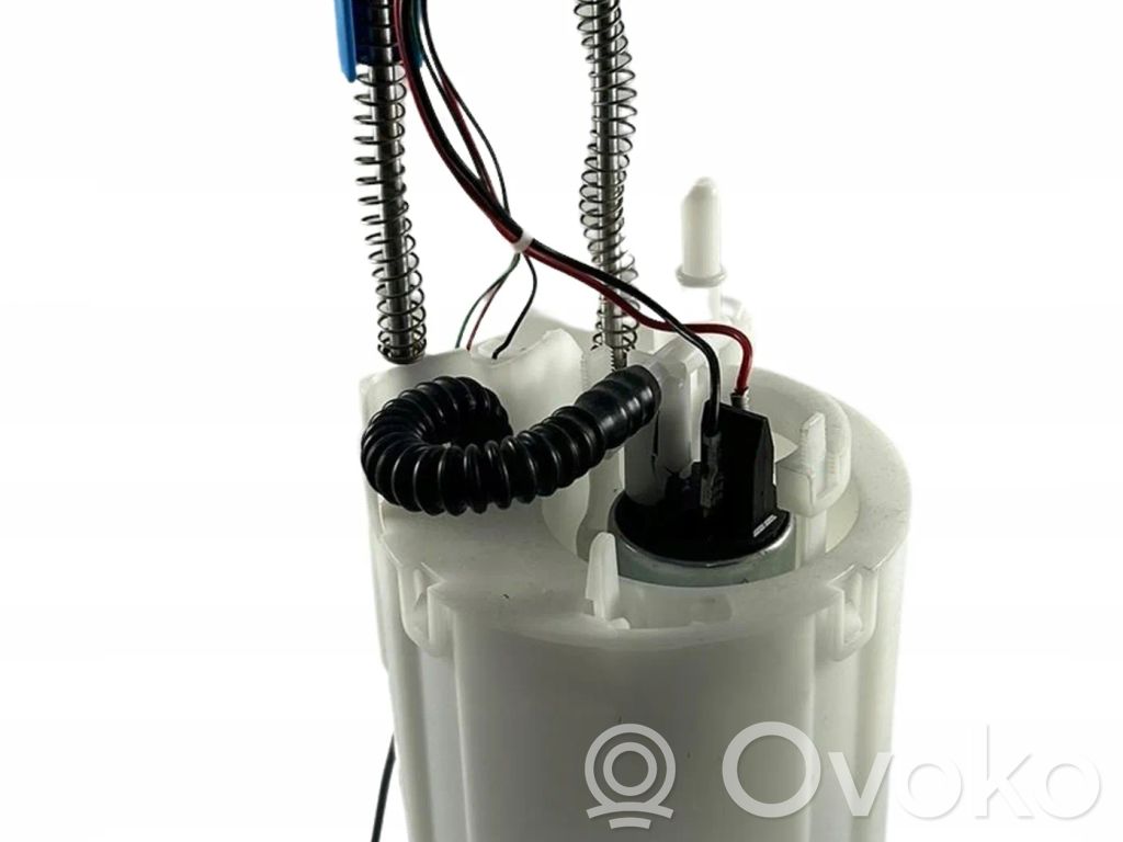 Bomba interna de combustible   5N0919087H,5N0919087G