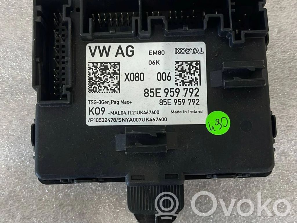 Audi Q4 Sportback e-tron Durvju vadības bloks 
