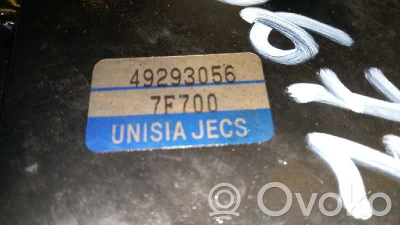 Nissan Terrano Stūres pastiprinātāja sūknis 