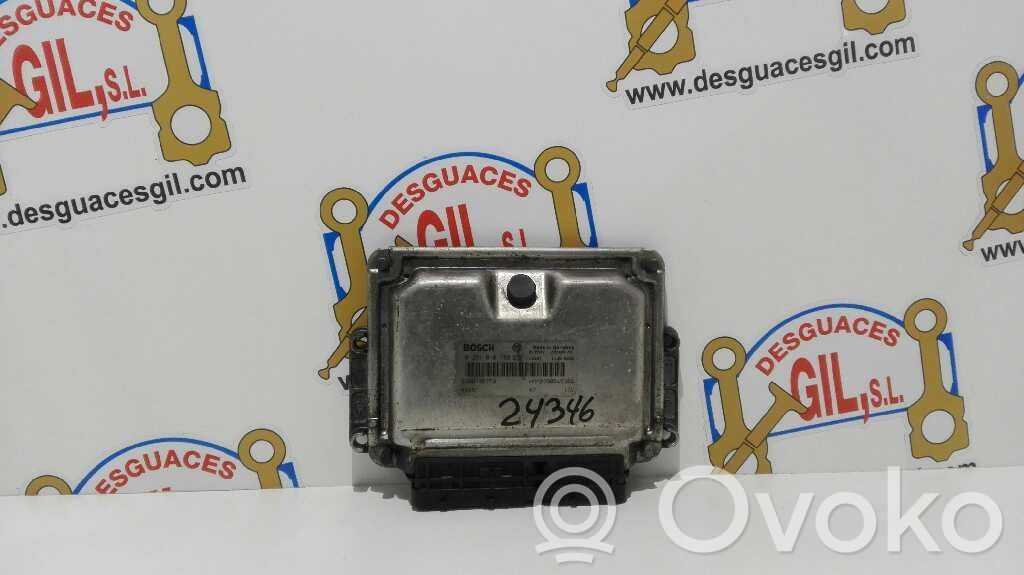 Renault Clio III Engine control unit/module 