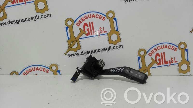 Skoda Octavia Mk2 (1Z) Wiper control stalk 