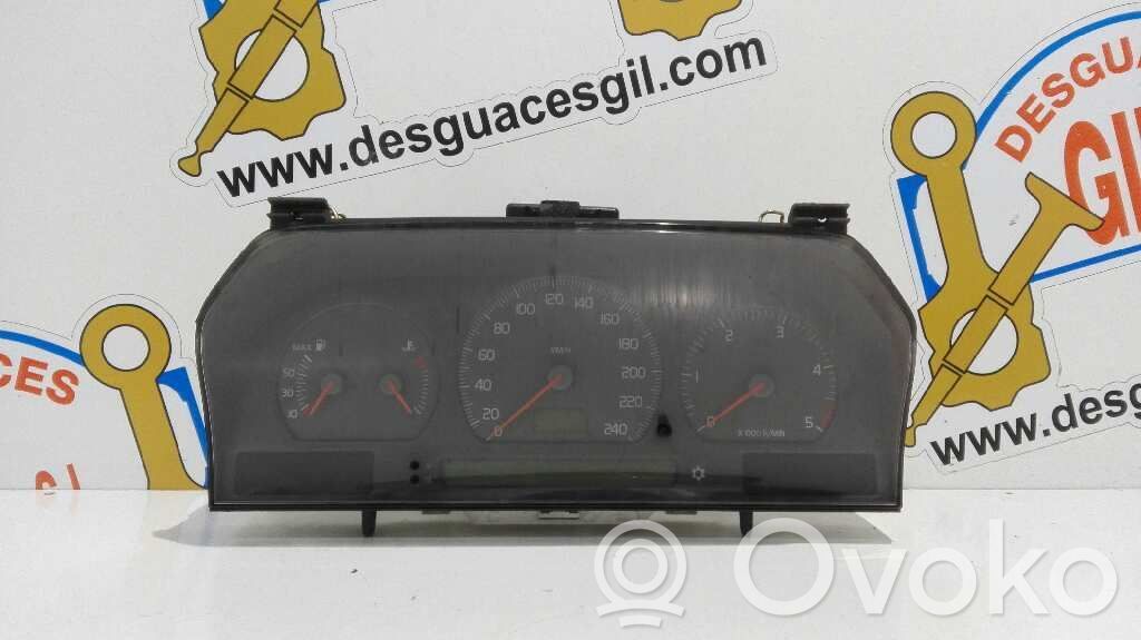 Volvo S70  V70  V70 XC Spidometras (prietaisų skydelis) 