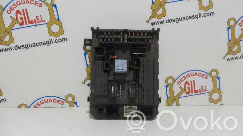 Citroen C5 Fuse module 