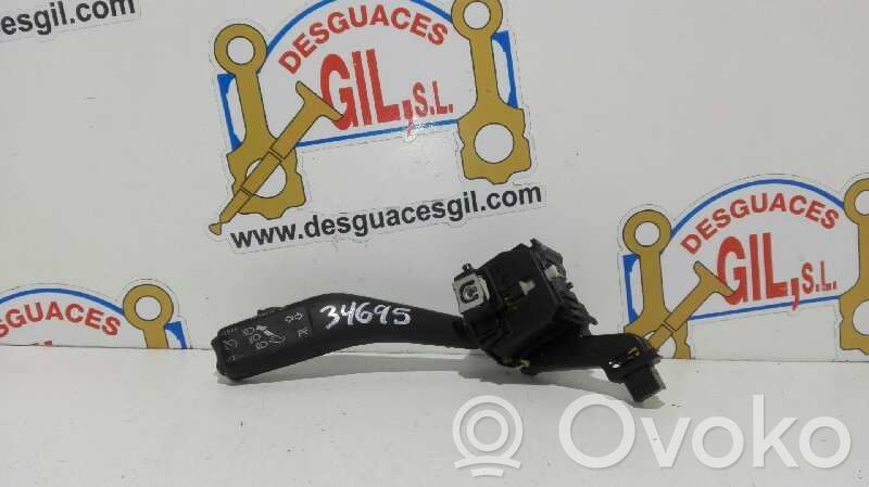 Seat Leon (1P) Leva indicatori 