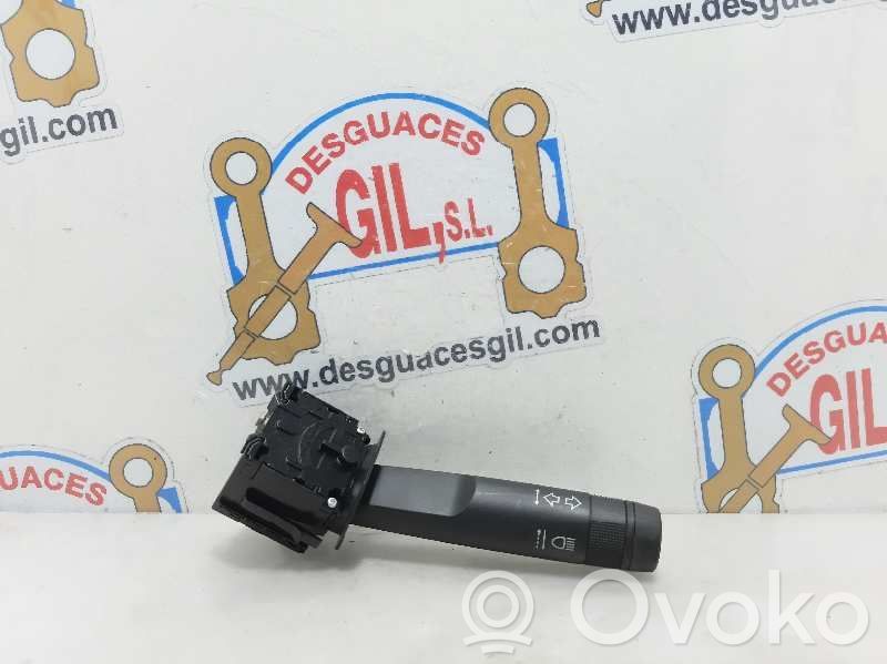 Indicator stalk   94745682,75124