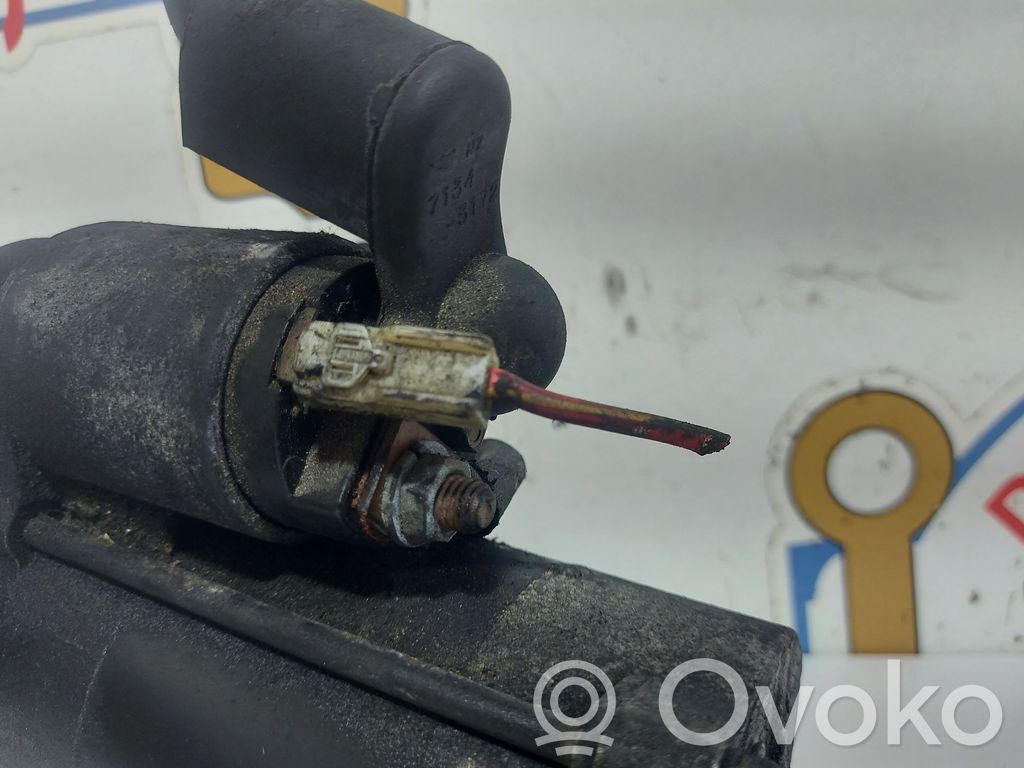 Motor de arranque   M002T88671,124475