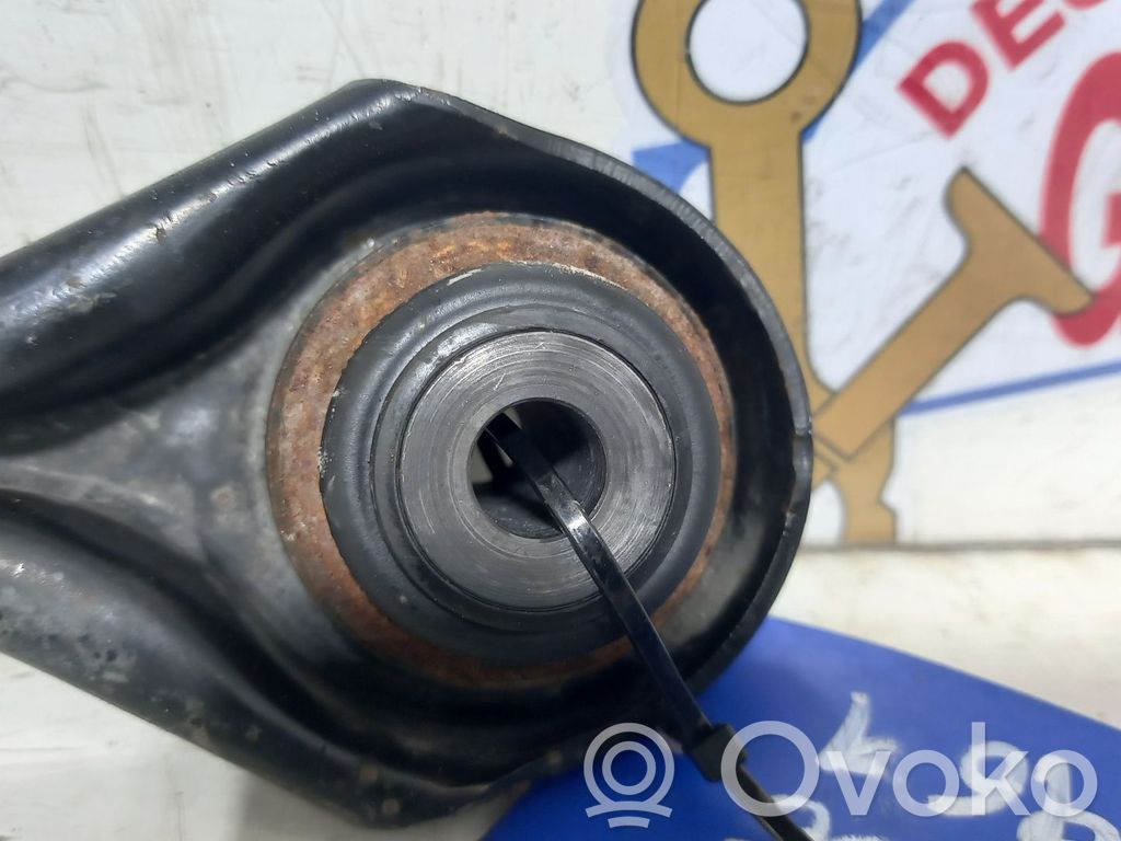 Rear upper control arm/wishbone   6763473,134123