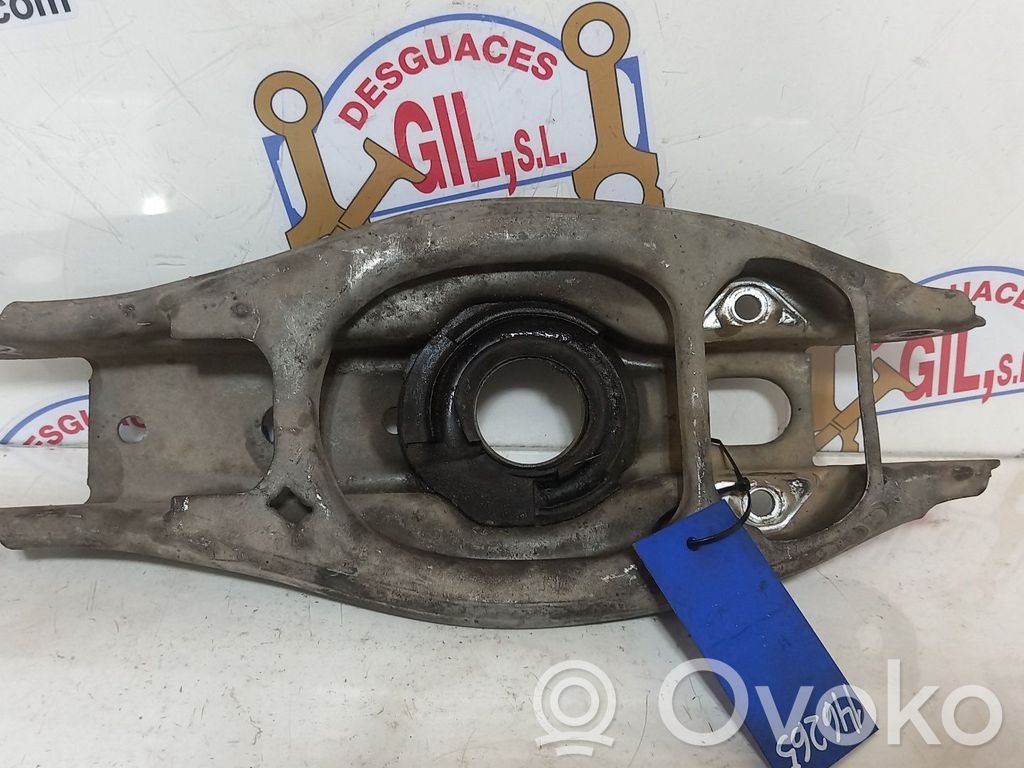 Brazo de suspensión trasero   33326764293,146265