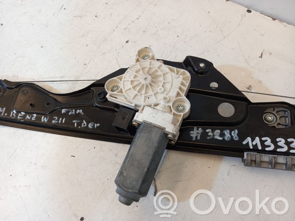 Mercedes-Benz E W211 Mechaninis galinio lango pakėlimo mechanizmas 