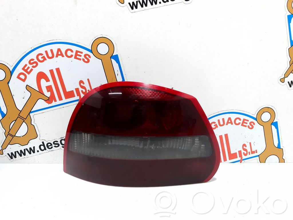 Rear/tail lights   118694