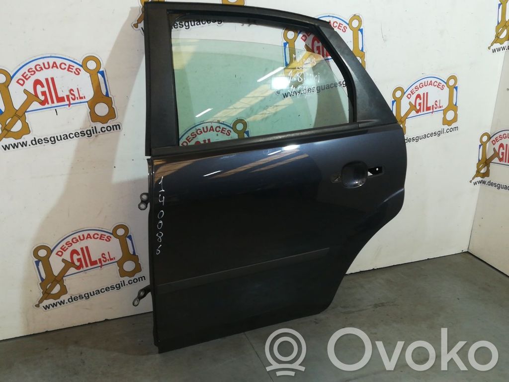 Rear door   140086
