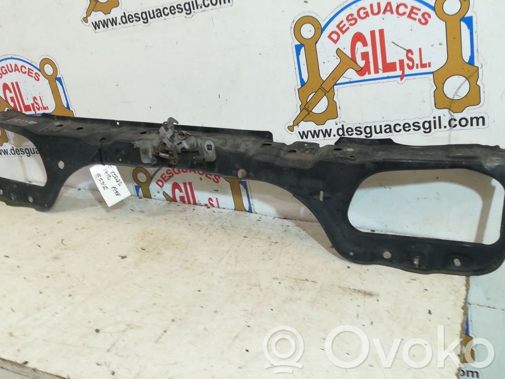 Citroen Xsara Pas przedni 