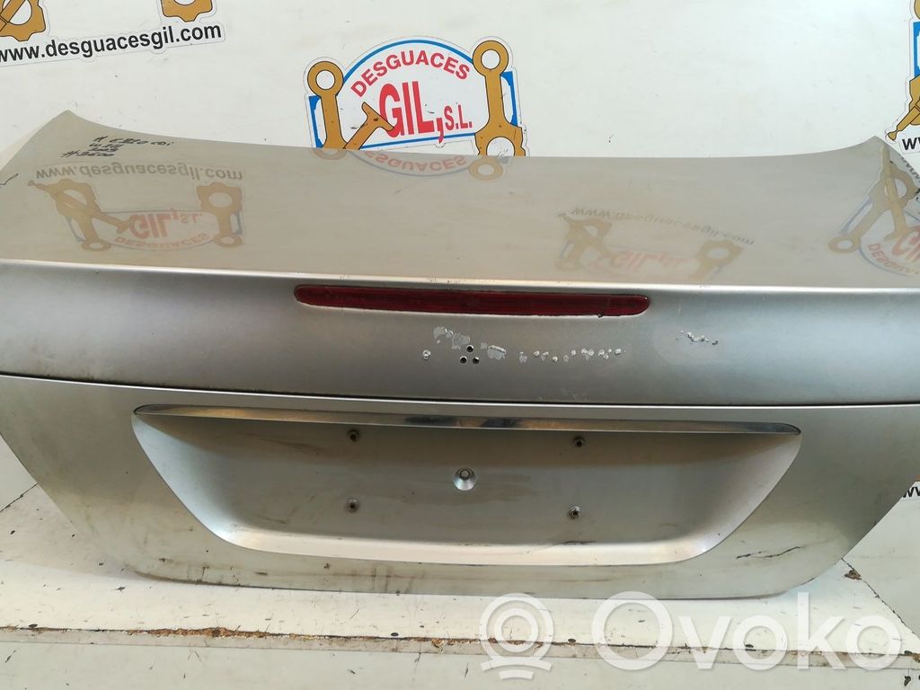 Mercedes-Benz E W211 Tylna klapa bagażnika 