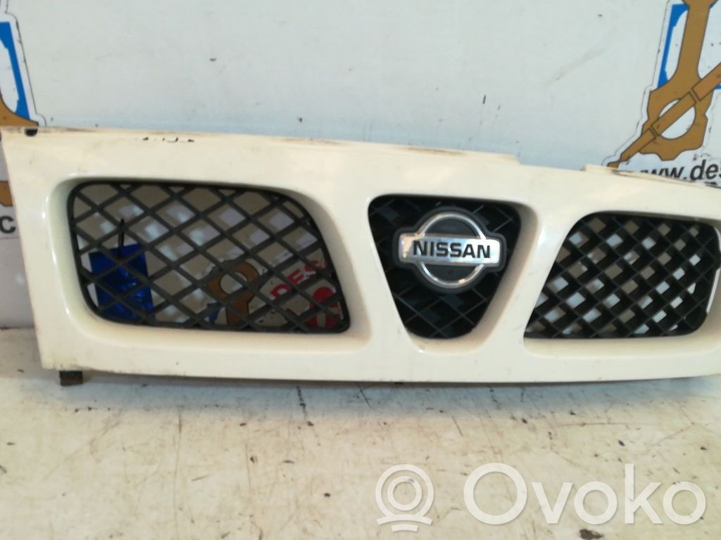 Nissan Terrano Atrapa chłodnicy / Grill 