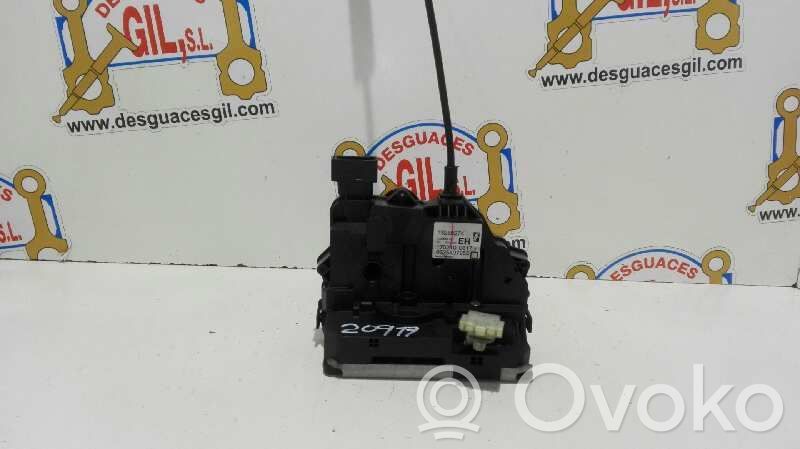 Opel Corsa D Zamek drzwi przednich 