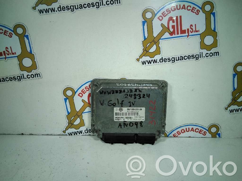 Volkswagen Golf IV Centralina/modulo del motore 