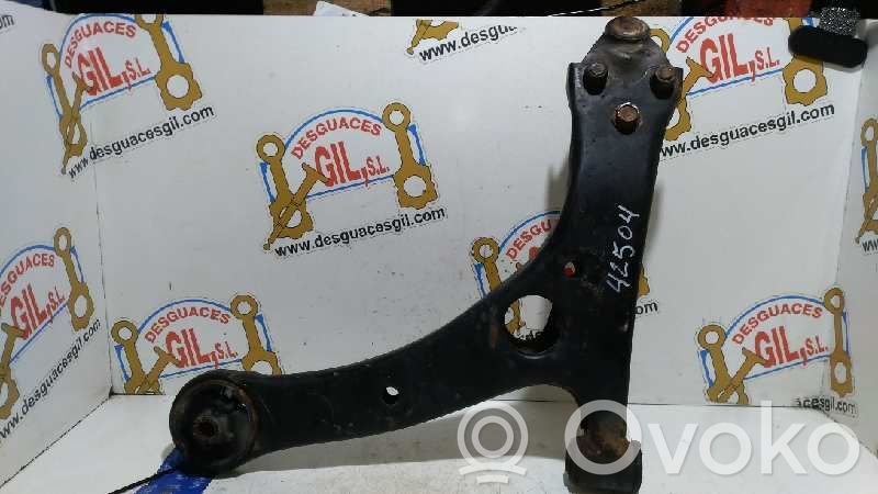 Toyota Prius (XW20) Dolny wahacz przedni 