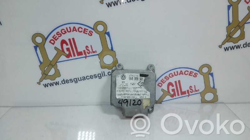Volkswagen PASSAT B4 Sterownik / Moduł Airbag 