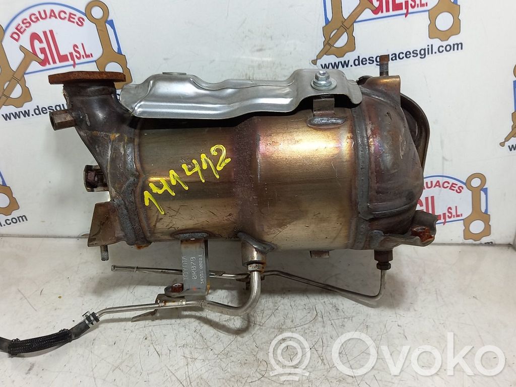 Toyota Auris E180 Filtr cząstek stałych Katalizator / FAP / DPF 
