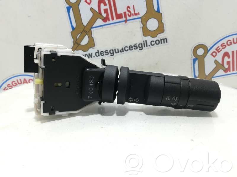 Nissan Qashqai Light switch 