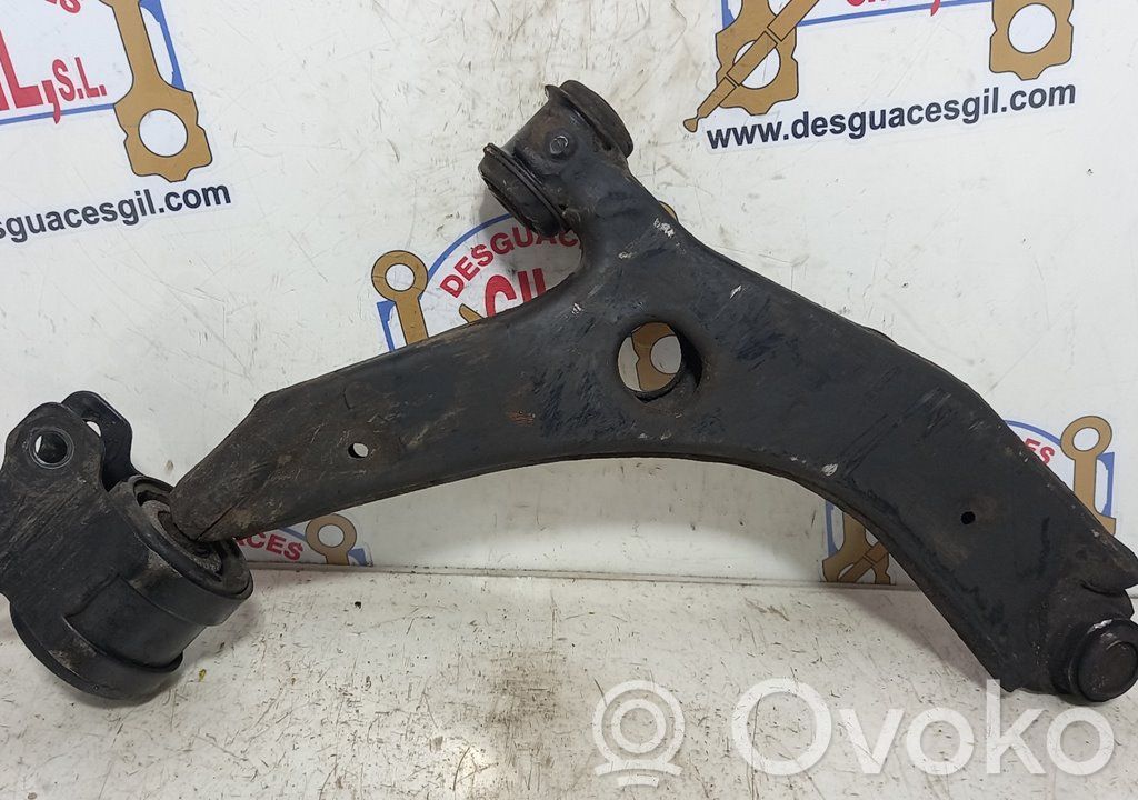 Querlenker Achsschenkel vorne   156124