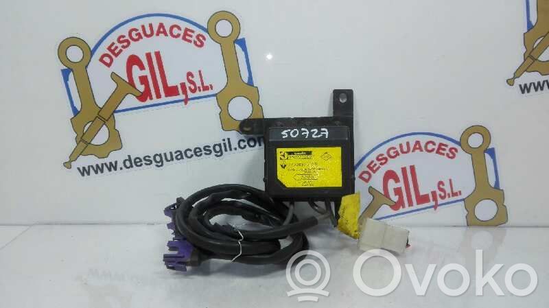 Renault Twingo I Unitate/modul de comandă airbaguri 