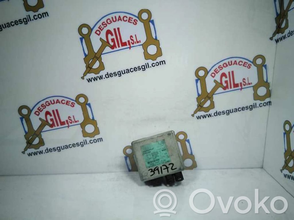 Ohjaustehostimen ohjainlaite/moduuli   39172