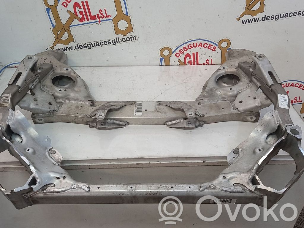 Priekinis traversas   147600