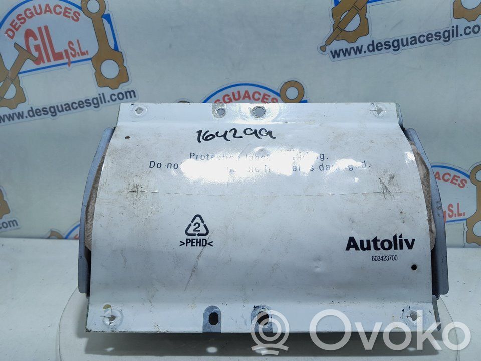 Volvo XC90 Passenger airbag 