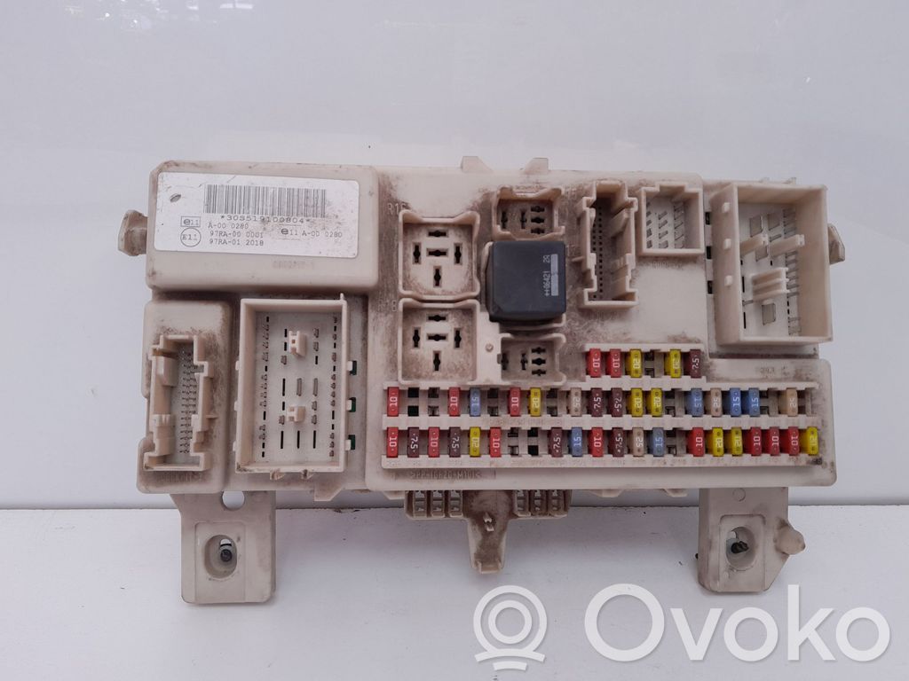 Fuse module   4M5T14A073DJ,191618