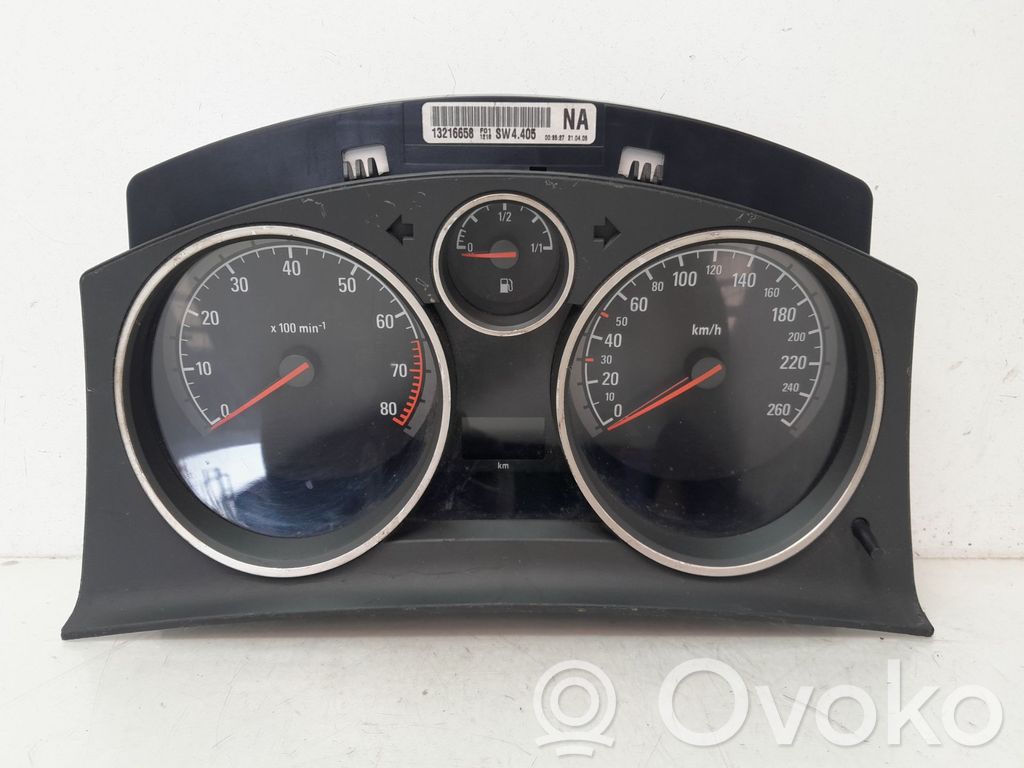 Opel Astra H Licznik / Prędkościomierz 