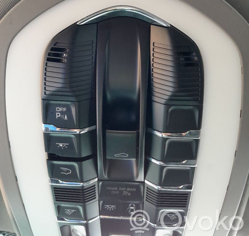 Porsche Panamera (970) Luz del asiento delantero 