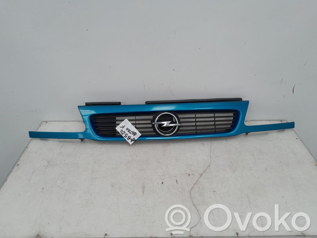 Opel Astra F Atrapa chłodnicy / Grill 