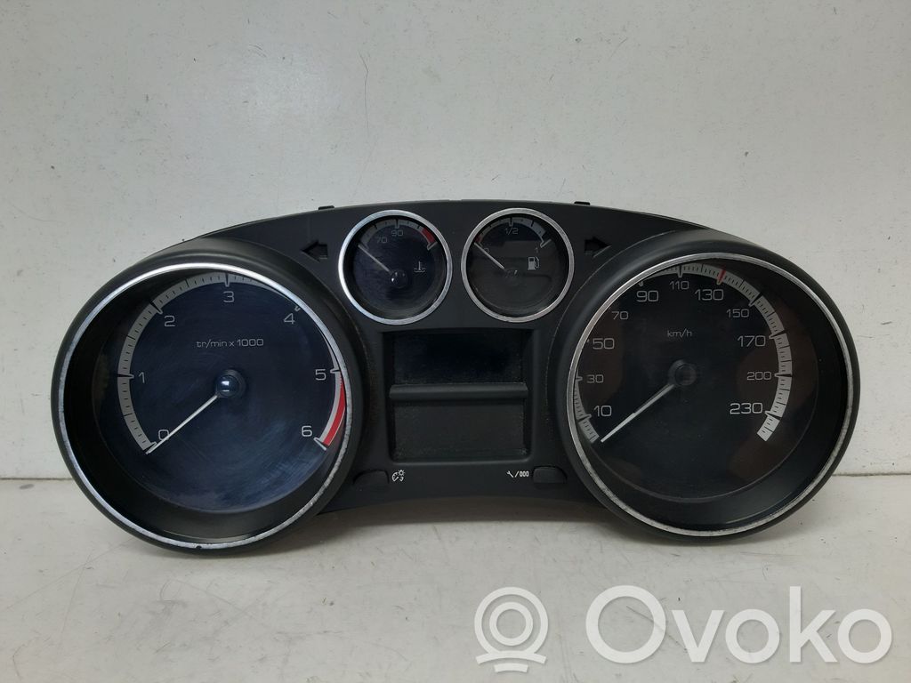 Peugeot 308 Spidometras (prietaisų skydelis) 