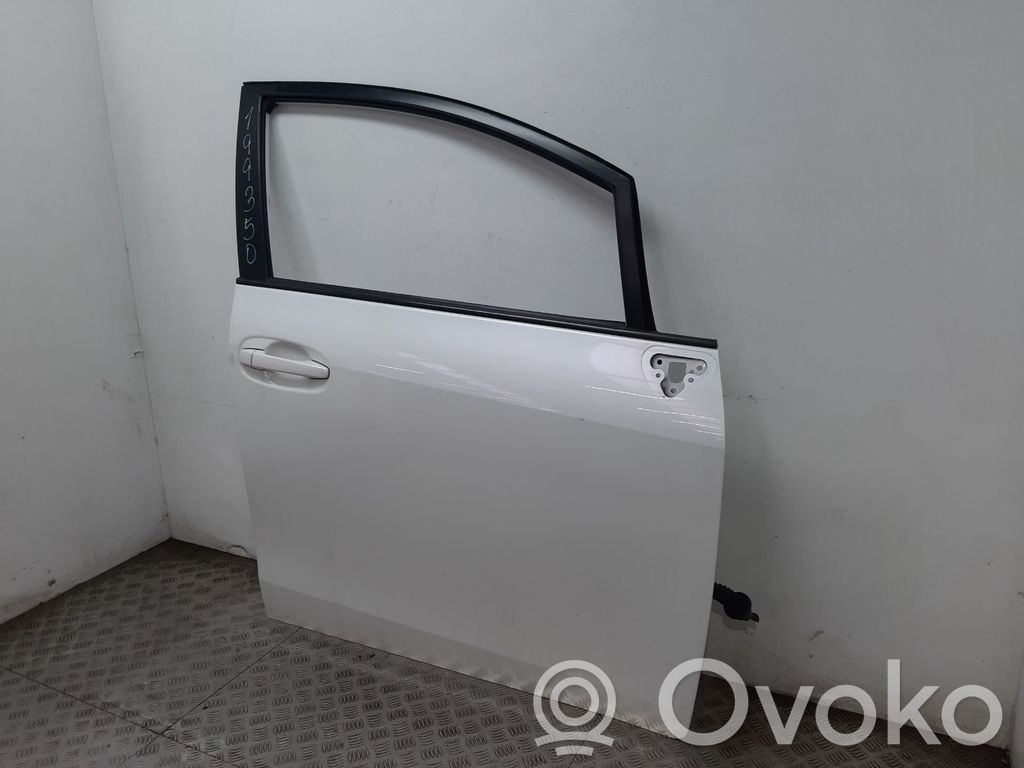 Toyota Verso Drzwi przednie 