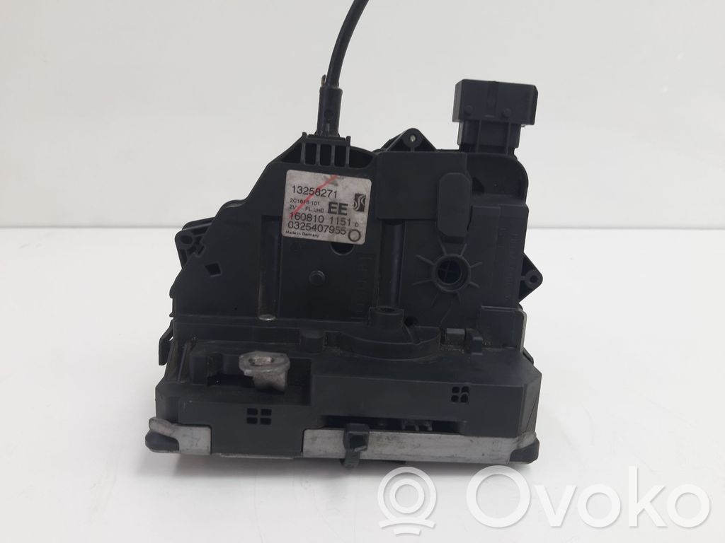 Opel Combo D Zamek drzwi przednich 